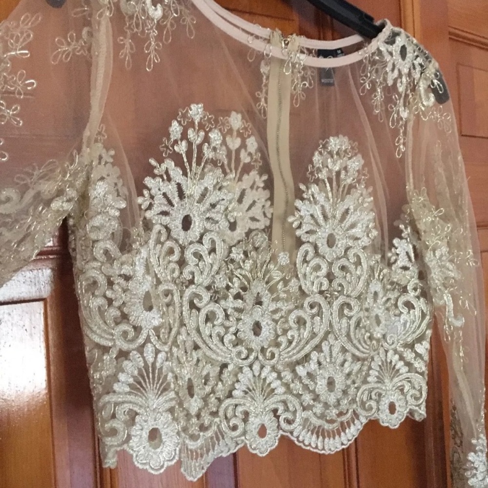 Windsor Embellished Gold Crop Top size Medium